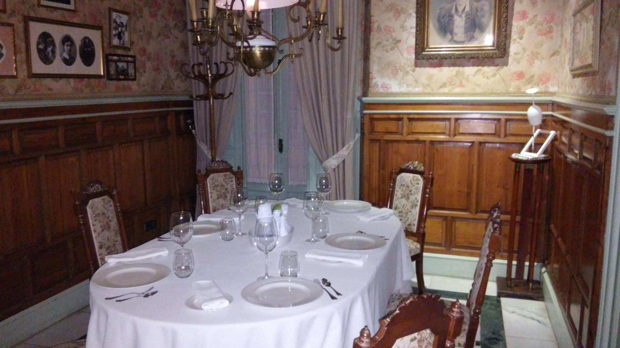Alabardero 4* Seville